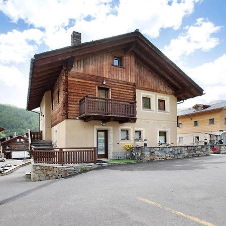La Baitina App B Apartment Livigno Exterior photo